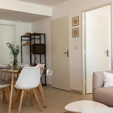 - Proche Appartement